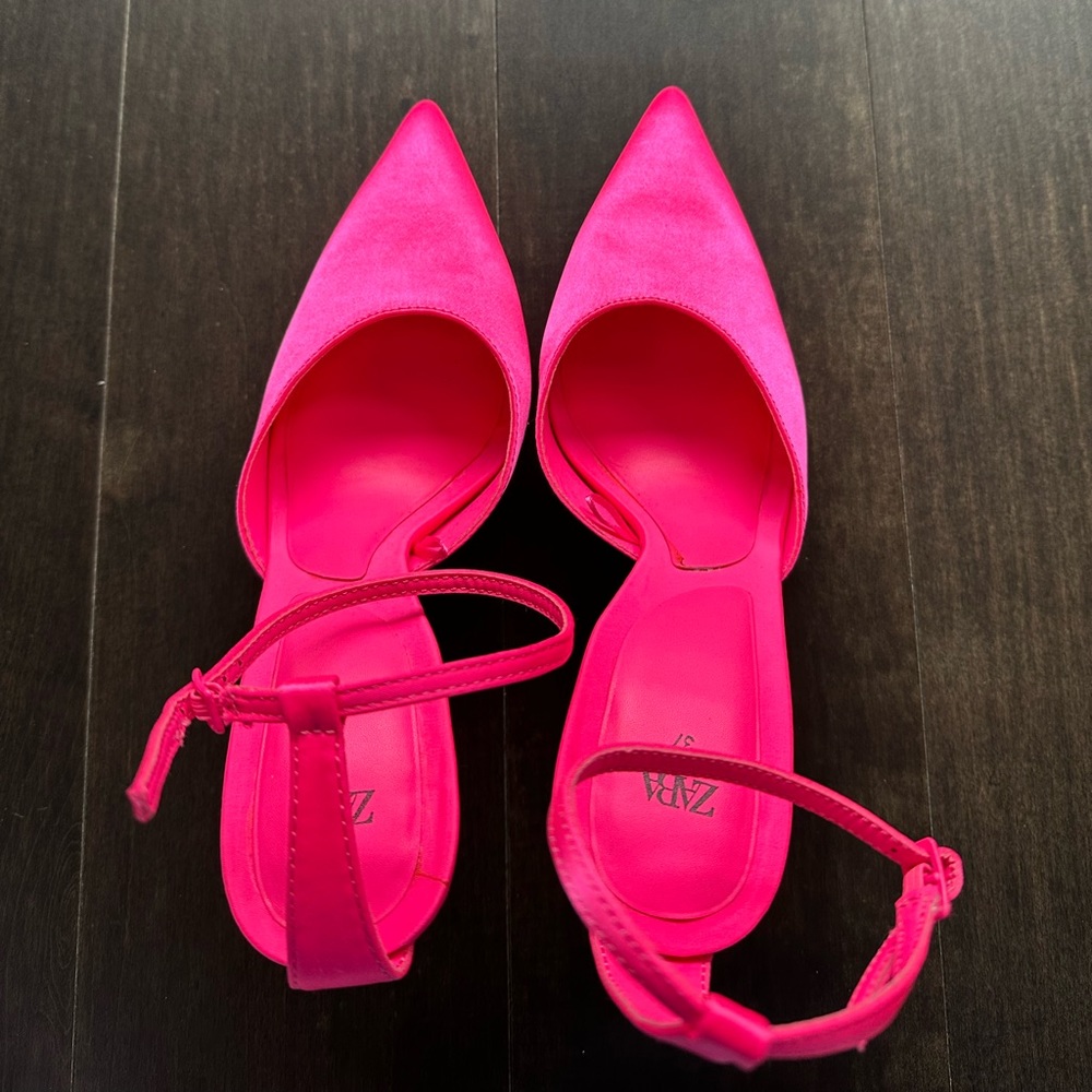 Zara Barbie pink heels